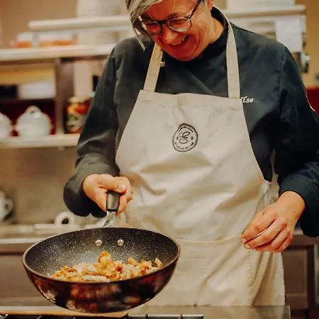 Der Eberhard - Sleep & Dine A9 Exit 133 Casa de hóspedes