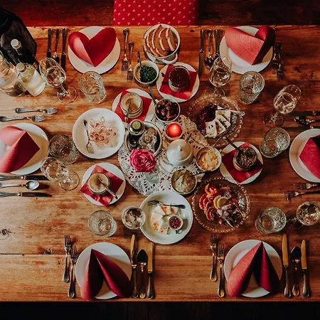 Der Eberhard - Sleep & Dine A9 Exit 133 Guest house Sankt Michael in Obersteiermark
