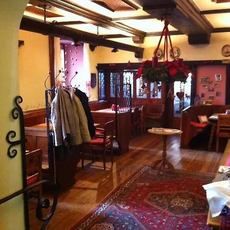 Casa de hóspedes Der Eberhard - Sleep & Dine A9 Exit 133 3*