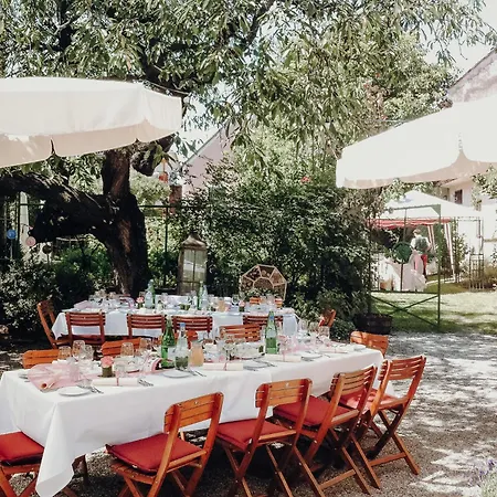 Der Eberhard - Sleep & Dine A9 Exit 133 Sankt Michael in Obersteiermark