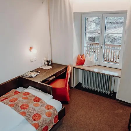 Der Eberhard - Sleep & Dine A9 Exit 133 Sankt Michael in Obersteiermark