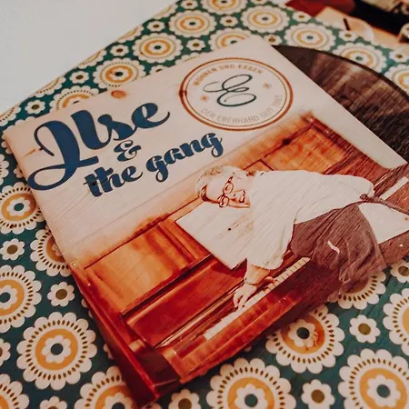 Der Eberhard - Sleep & Dine A9 Exit 133