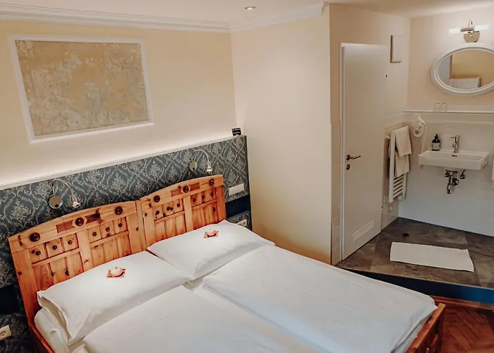 Der Eberhard - Sleep & Dine A9 Exit 133 Affittacamere 3*