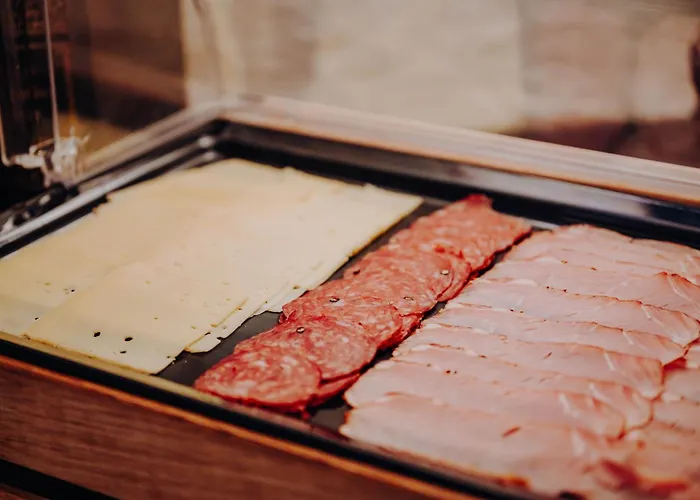 Der Eberhard - Sleep & Dine A9 Exit 133 Sankt Michael in Obersteiermark