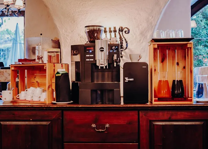 Der Eberhard - Sleep & Dine A9 Exit 133 Санкт-Михель-ин-Оберстайермарк