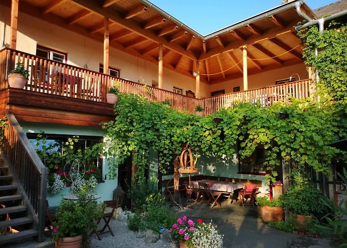 Der Eberhard - Sleep & Dine A9 Exit 133 Sankt Michael in Obersteiermark