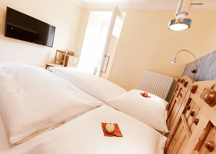 Der Eberhard - Sleep & Dine A9 Exit 133 Гостевой дом Санкт-Михель-ин-Оберстайермарк