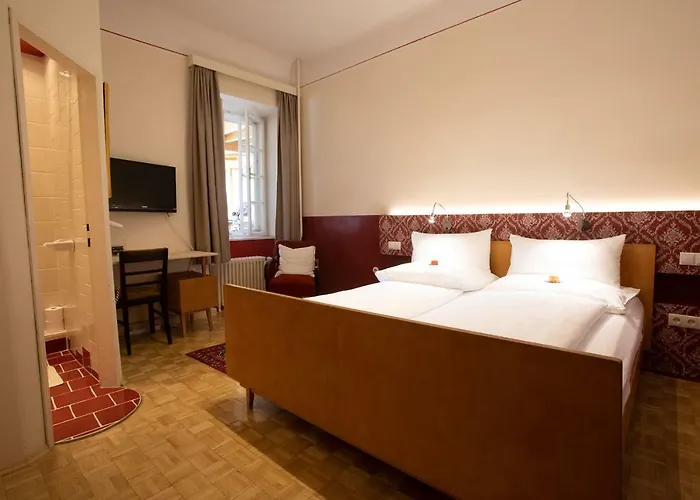 Der Eberhard - Sleep & Dine A9 Exit 133 Affittacamere 3*